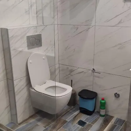 Alios Geron Grey * Nea Plagia